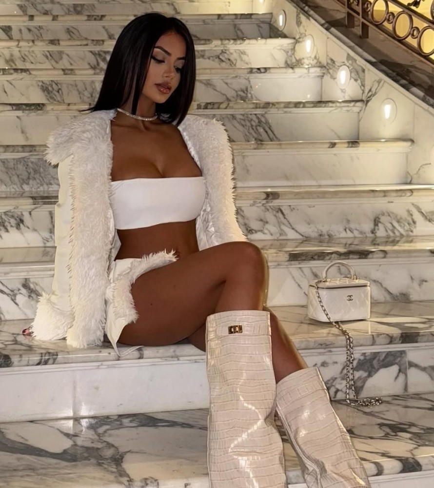 Индивидуалка Эмилия фото № 2 в городе Ноябрьск